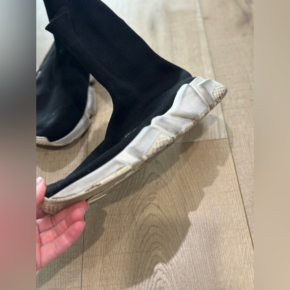Balenciaga speed trainer in black cloth. Preowned, size 39.‎ - Picture 5 of 11